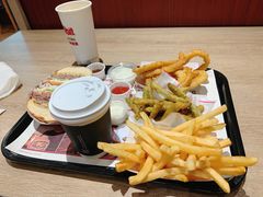 -The Habit Burger Grill 哈比特汉堡(爱琴海店)