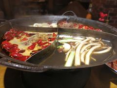 -白乐天毛肚火锅馆(南滨路店)