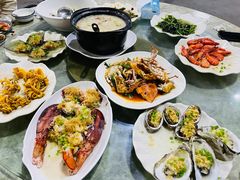 -亚龙湾8号(丁村万人海鲜广场店)