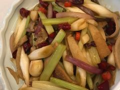 -紫东阁酒楼·中餐厅(东方广场假日酒店)
