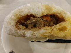 蟹黄蟹肉包-留芳·文旅古月楼(老街店)