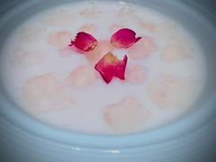 玫瑰酸奶燕窝-丝路有约·西域美食