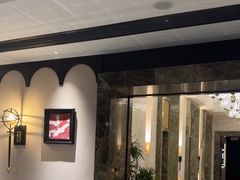 -万泊酒店(长沙五一广场国金中心店)
