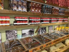 -嘉凌码头·重庆特产手工火锅底料(洪崖洞九楼店)