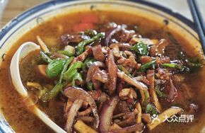 Stir-fried Intestine Noodle Soup