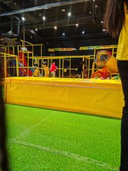 -蹦蹦跳跳(新奥购物中心店)