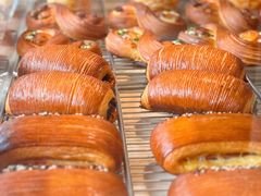 -VERIE BAKEHOUSE