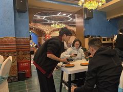 -乡村馕坑肉·烧烤·新疆菜·本地人更爱吃(阿勒泰首店)