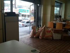 -华莱士·全鸡汉堡(五号路店)