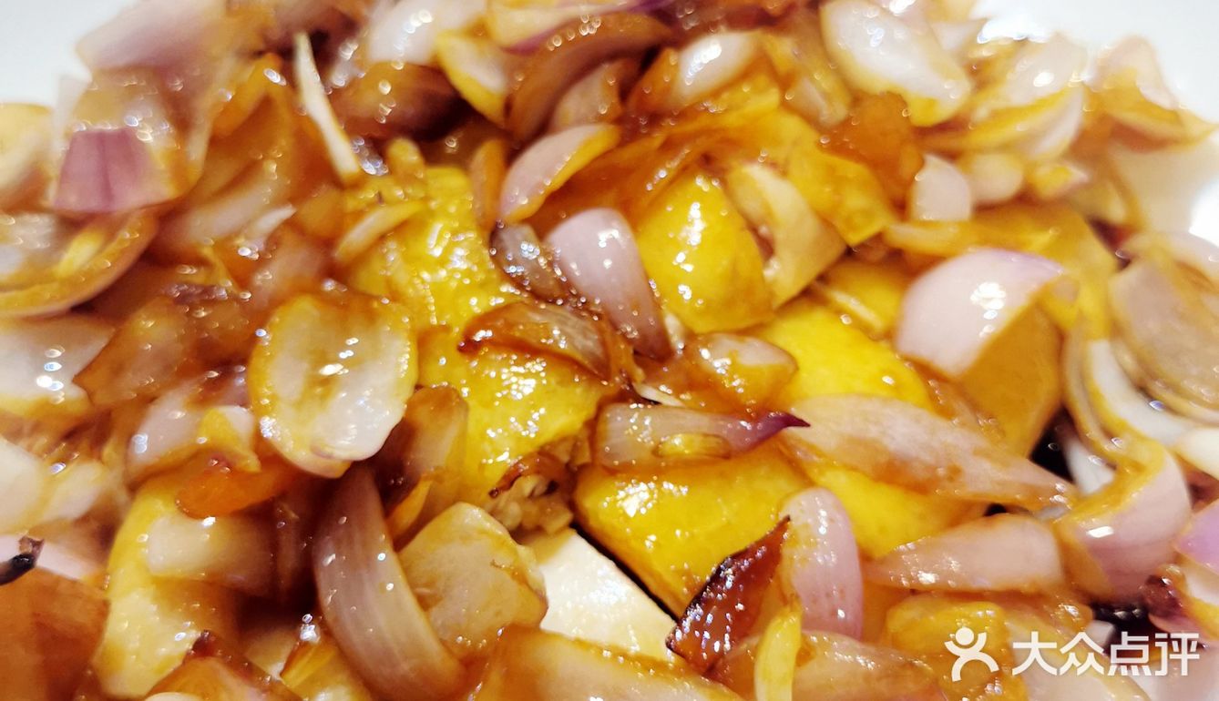 京城老牌粤菜馆子重张开业了。