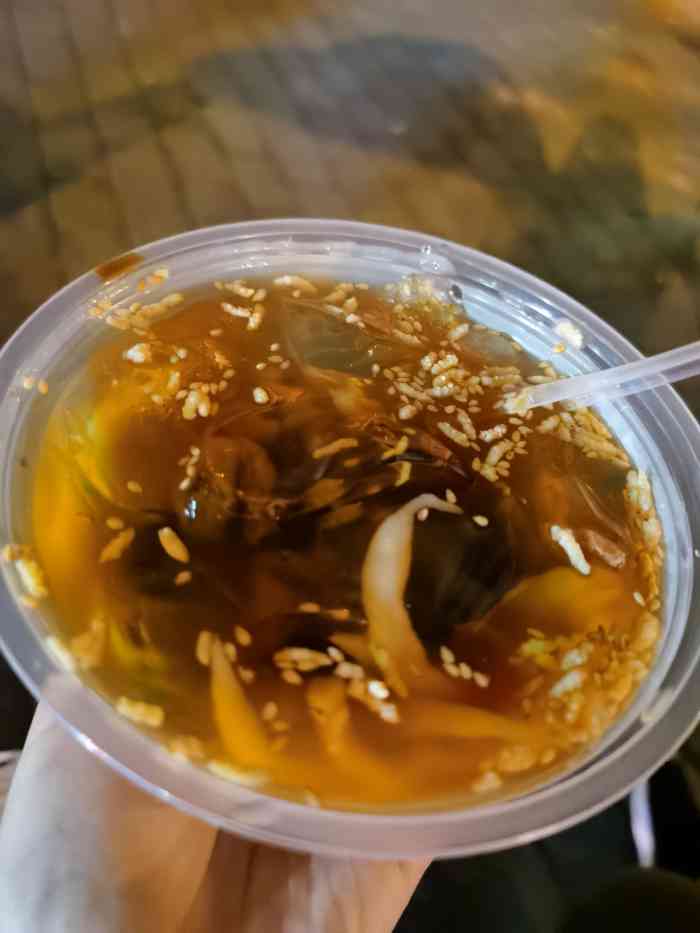 冯黎黎米凉虾(体育场店)-"到垫江办事,中午饭没吃安逸,大姨子就推荐.