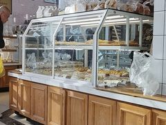 面包甜点陈列柜-老大昌(淮海中路店)