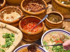 -云阿蛮云南生烫牛肉米线(奉贤路店)