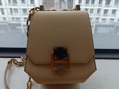 -CHARLES&KEITH(城西银泰店)