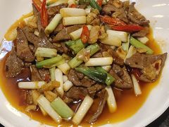 -万重锦·人文川菜馆(骡马市店)