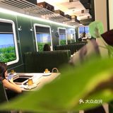 打卡‖绿皮车主题火锅店