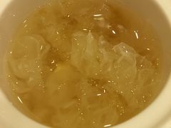 桃胶炖雪耳-金碧轩粤菜海鲜大酒楼