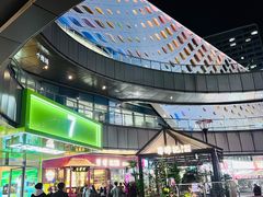 -宝龙城(杭州滨江店)