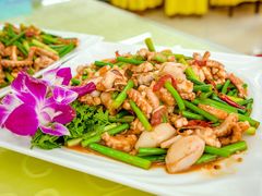 酱爆八爪鱼-日照大牌檔•小船海鲜(万平口店)