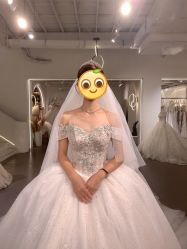 -艾米丽婚纱礼服