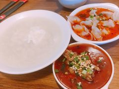 麻辣红油抄手-三生小馆(亭知路店)