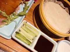 -韵秋荷(宝山龙湖天街店)
