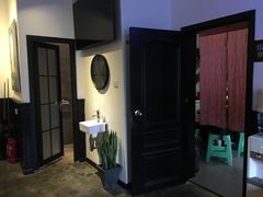-拖板鞋咖啡旅行酒店(春熙路地铁站店)