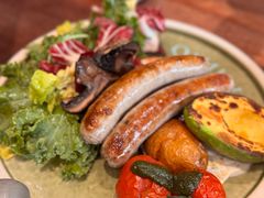 牛肉肠经典早午餐-O'mills Sourdough Bakery&Bistro(永嘉路店)
