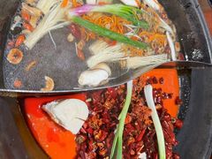 -周小明火锅(黑金冠社区店)