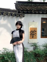 -一揽芳华汉服旗袍体验馆(拙政园店)