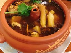 野生菌汽锅鸡-小厨子私房菜·云南美食店