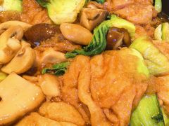 双菇面筋煲-南翔饭店