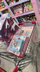 -逝水玩具折扣店