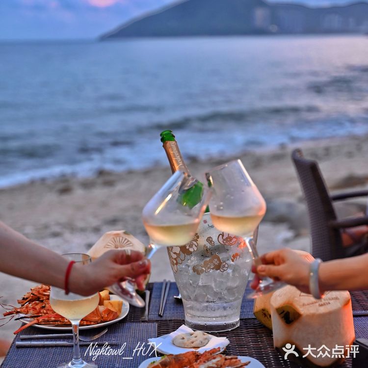 三亚这家龙虾不限量自助🦞简直壕无人性