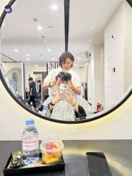-SWANK SALON