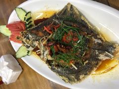 -金渔村海鲜烧烤大排档