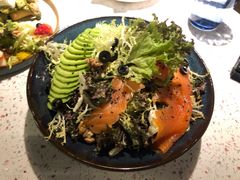牛油果烟熏三文鱼沙拉-BE BRIGHT KITCHEN(正佳广场店)