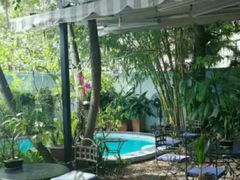 -La Villa French Restaurant