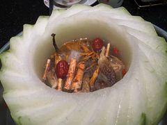 -得意咚瓜·顺德鱼生·冬瓜火锅(深圳首店)