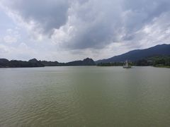 -星湖旅游景区七星岩