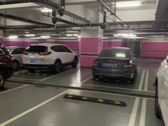 场地-大悦城-停车场