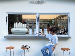 -HUGS coffee(东区店)
