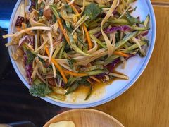-炖四方东北铁锅炖·烧烤小龙虾(中豪国际店)