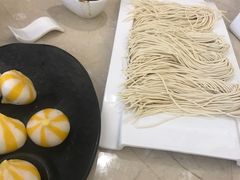 -海上明月海鲜火锅 鲜切牛肉