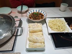 -黄记煌三汁焖锅(新佳丽江汉路店)