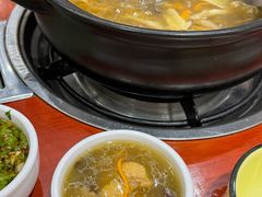 -菌之家·专业纯野生菌火锅·特色炒菌