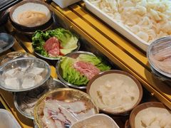 -尚品海鲜肥牛自助火锅(湖明店)