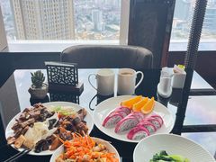 -唐拉雅秀酒店-西锦汇空中BBQ·思创餐厅