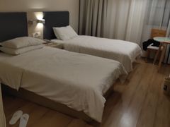 -汉庭(上海第六医院柳州路店)