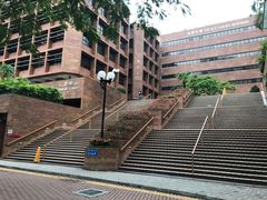 -香港理工大学